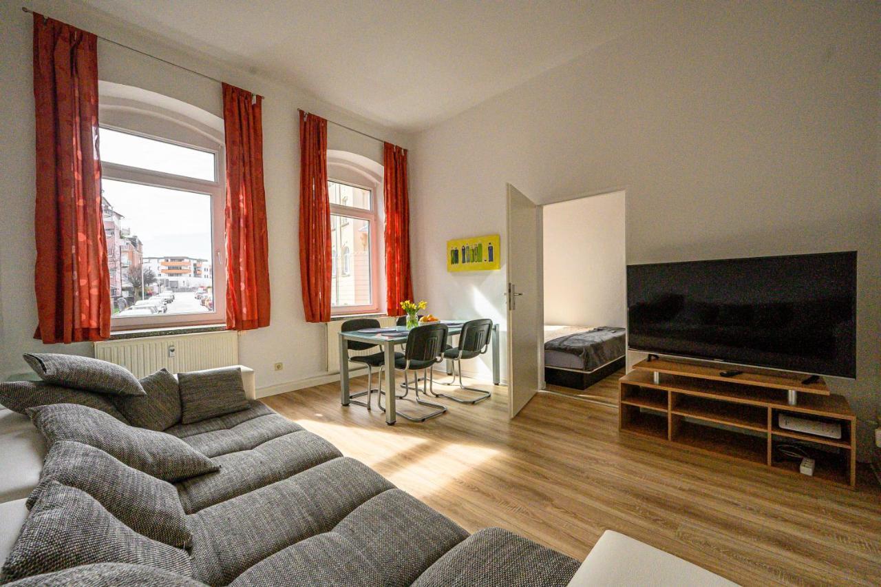 Kleine, Ruhig Gelegene Ferienwohnung In プラウエン エクステリア 写真